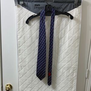 Gucci Navy and Red Paisley Tie